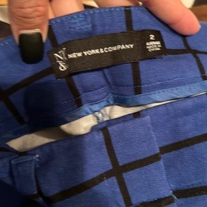 Size 2 blue with black lines NY and company